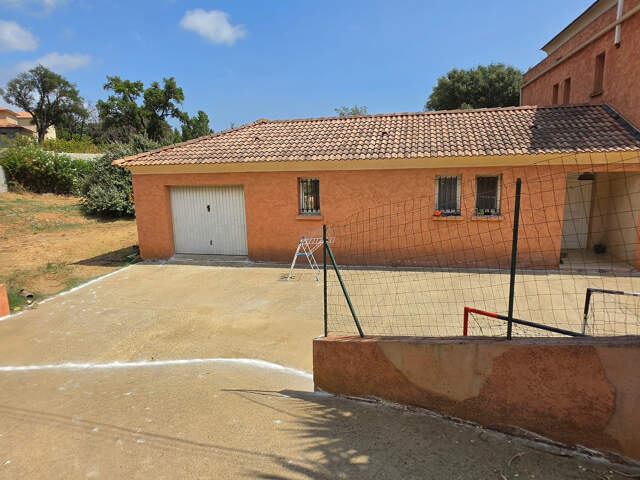 Maison à vendre 6 pièces de 135m² sur 1.000m² de terrain BIGUGLIA (20) — photo du bien