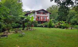 Maison 8 Pièces 205 m² à vendre à Urrugne (64122)