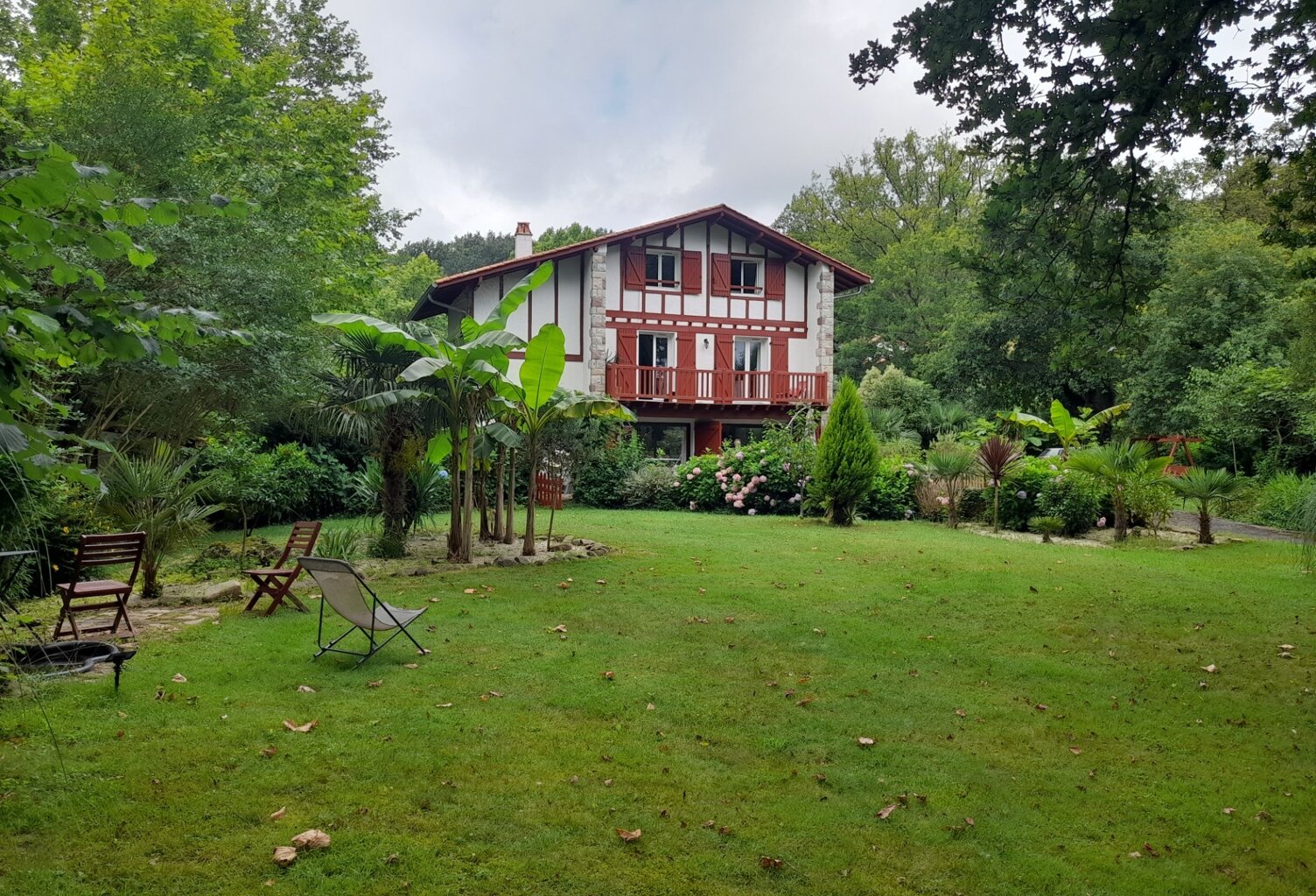Maison à vendre 8 pièces URRUGNE (64) — photo 1