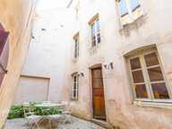 MAISON DE CARACTERE DANS LE CENTRE HISTORIQUE DE BEAUNE — photo 4
