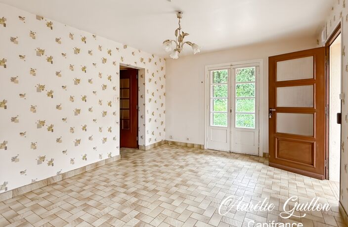 Maison avec dépendance, cour, double jardin et 2 099 m² de terrain – Campagne de Loyat — photo 3
