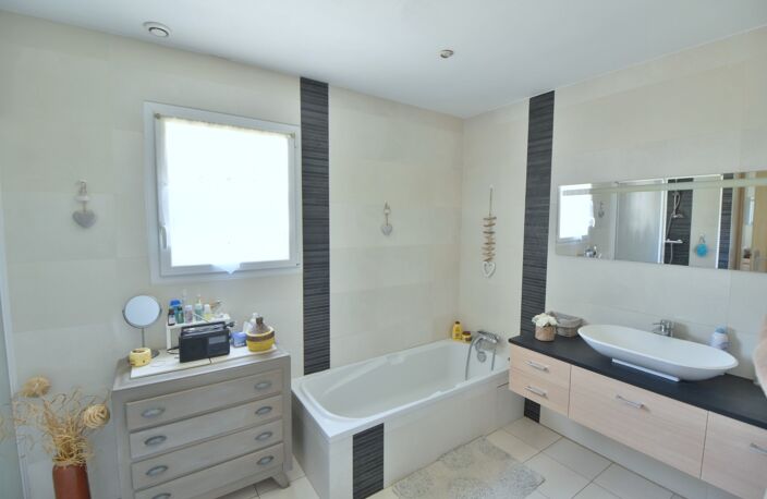 Maison à vendre 3 pièces DIVATTE SUR LOIRE (44) — photo 5