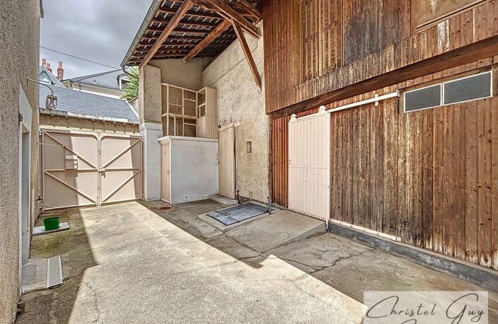 Montval-sur-Loir (72500), maison de charme à vendre 4 chambres, cour et dépendances, coeur de ville — photo 2