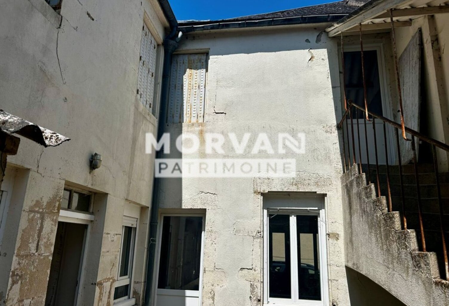 MAISON MITOYENNE COEUR VILLAGE TOUTES COMMODITES AVEC COUR ET GARAGE — photo 1