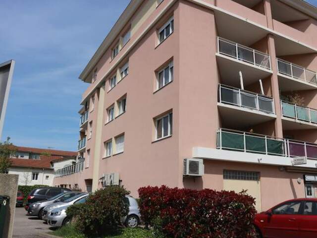 GARAGE BOXE EN SOUS-SOL SAINTE-FOY-LES-LYON - 0 m2 — photo du bien
