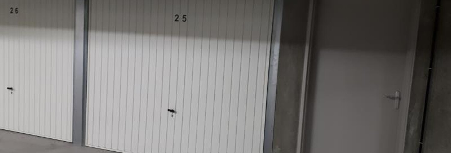 Garage   m² à louer à Lyon 3 (69003)