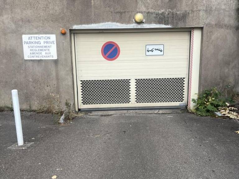 Place de parking couverte — photo 1