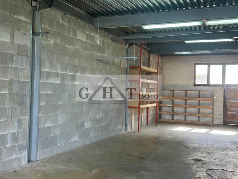 Local d'activité de 180 m² à louer à DOMONT — photo 1