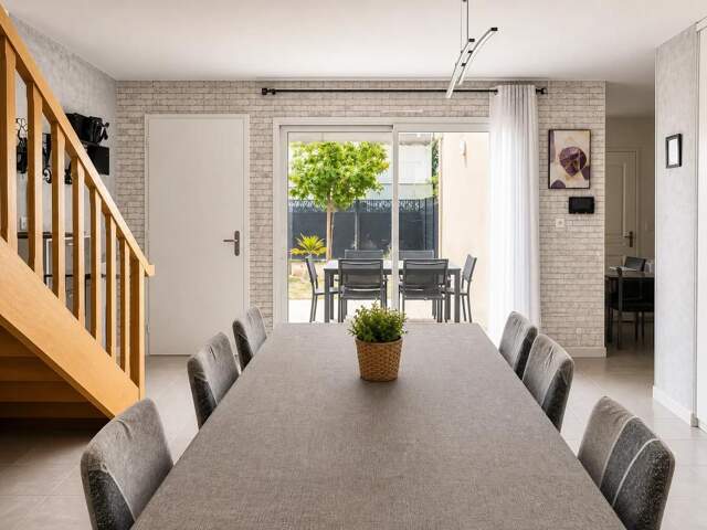 Maison PMR  de 5 pièces de 96 m² à Trélazé — photo du bien