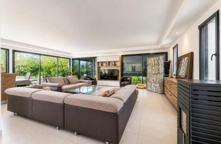 Maison de 6 pièces de 194 m² à Chanceaux-sur-Choisille — photo 3