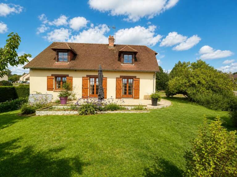 À VENDRE – GACÉ  JOLI PAVILLON FAMILIAL 141 m² – DPE B — photo 1