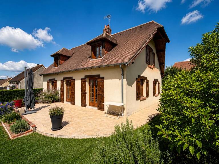 À VENDRE – GACÉ  JOLI PAVILLON FAMILIAL 141 m² – DPE B — photo 1