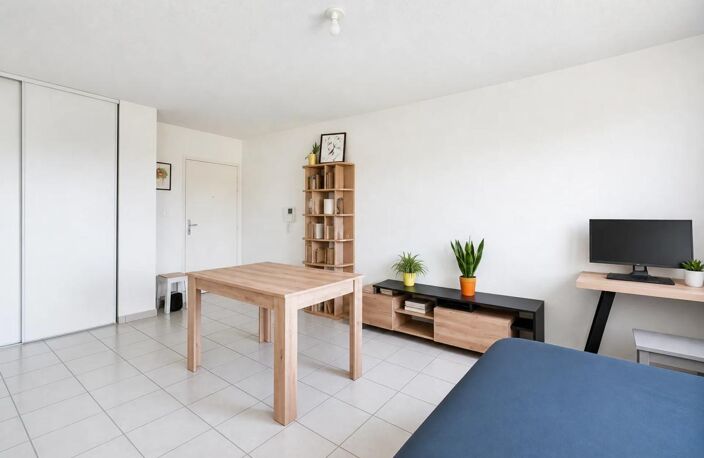 Appartement 1 pièce de 35 m² situé à Lyon 8 vendu loué — photo 3