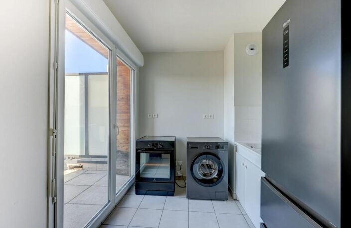 Appartement 1 pièce de 35 m² situé à Lyon 8 vendu loué — photo 5