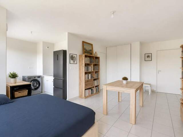 Appartement 1 pièce de 35 m² situé à Lyon 8 vendu loué — photo du bien