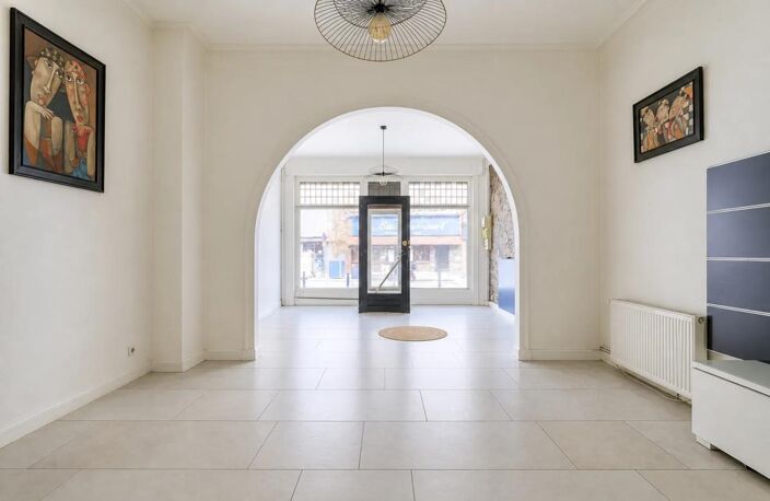 Maison de 8 pièces de 177 m² près de Lille — photo 2