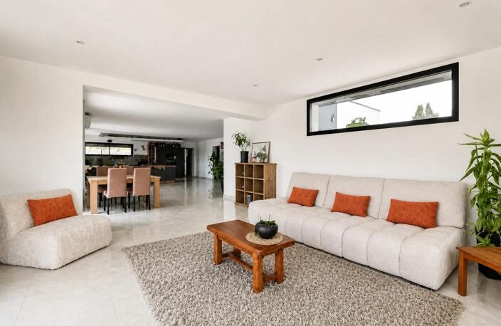 Maison de 8 pièces de 210 m² à Orthez — photo 2