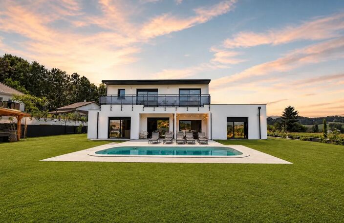 Maison de 8 pièces de 210 m² à Orthez — photo 3