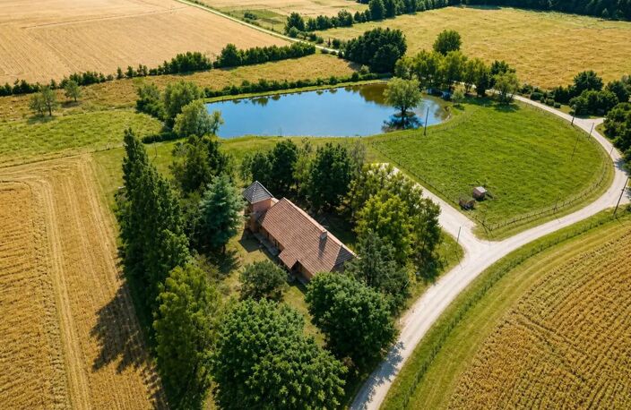 Maison de 5 pièces de 300 m² à Saint-Martin-en-Bresse — photo 2