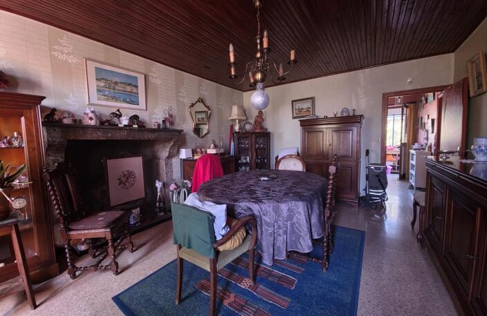 Maison de village de caractère de 173 m², 5 chambres à Champvert — photo 3