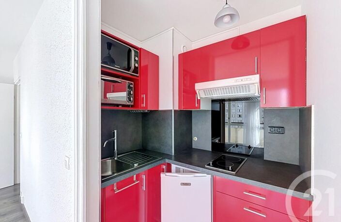 T1 — photo 4