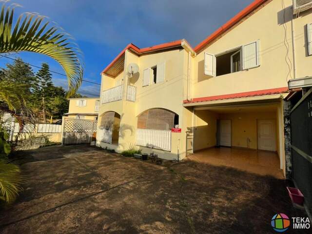 A VENDRE MAISON F4 JUMELEE A LA MONTAGNE AU 16E KM, HAUT DE ST DENIS, ILE DE LA REUNION — photo du bien