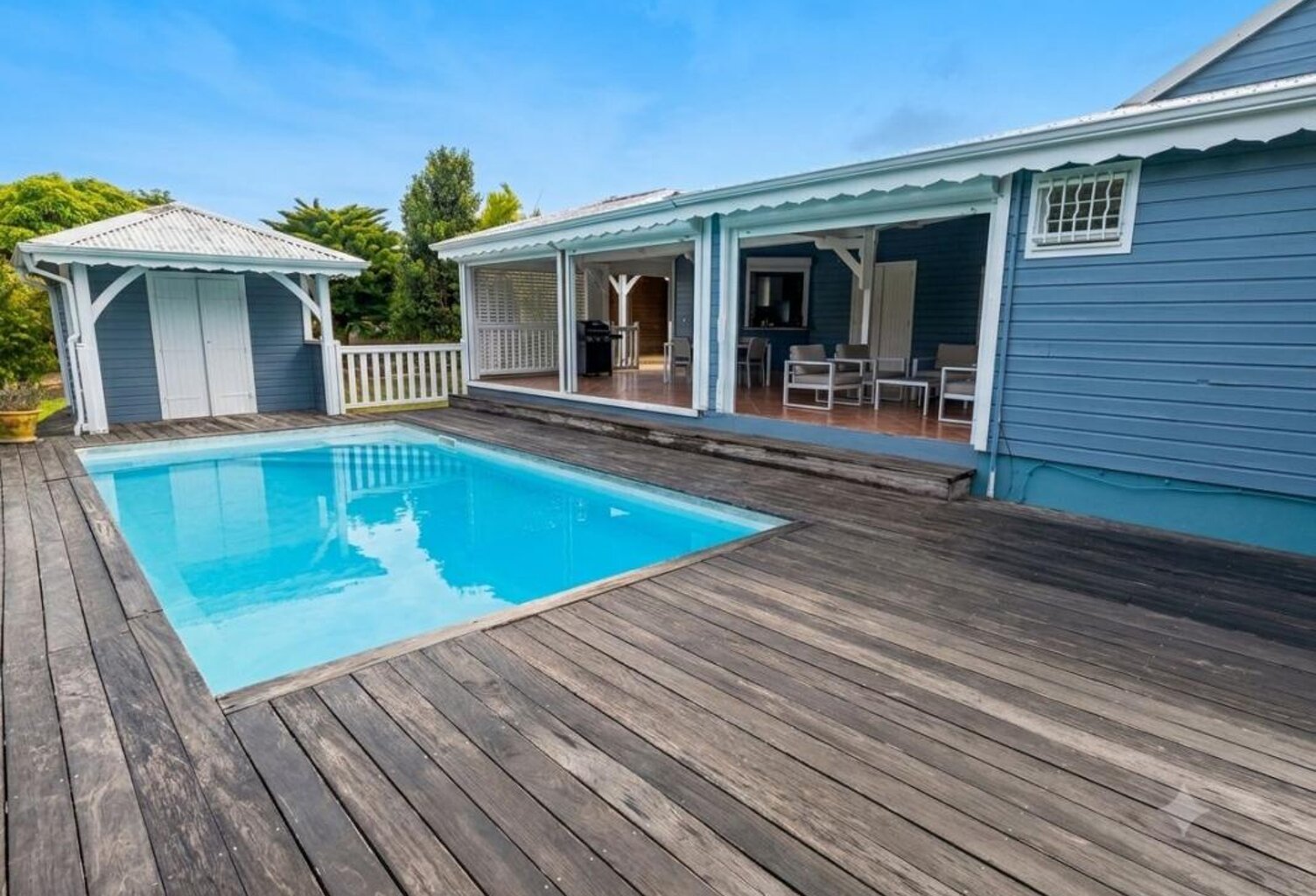 Maison À Vendre - Baie Mahault - 3 chambres avec Piscine — photo 1