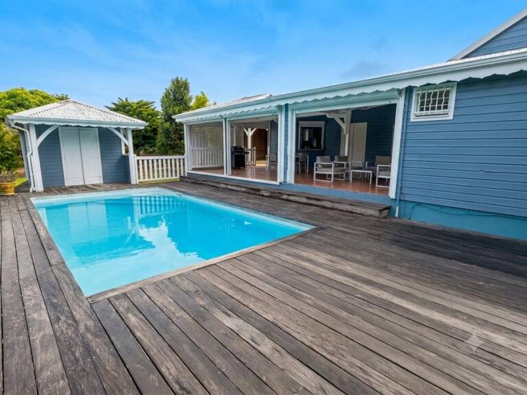 Maison À Vendre - Baie Mahault - 3 chambres avec Piscine — photo 1