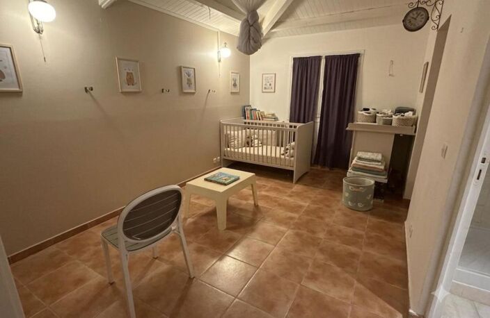 Maison À Vendre - Baie Mahault - 3 chambres avec Piscine — photo 4
