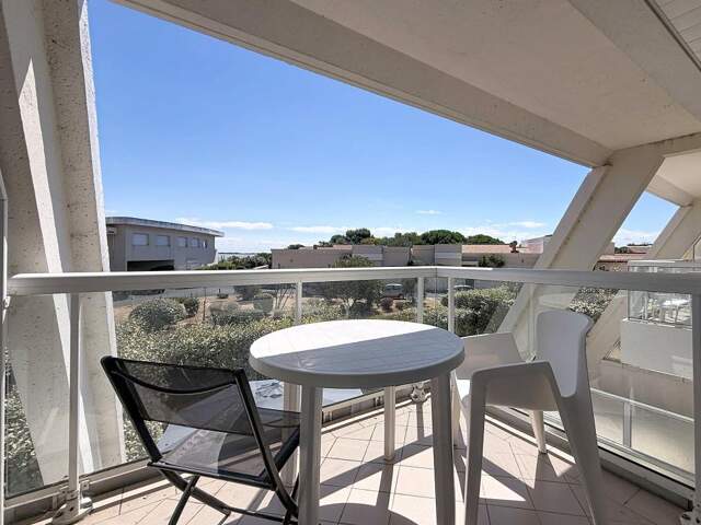 STUDIO AVEC BALCON ET PARKING - VUE MER — photo du bien