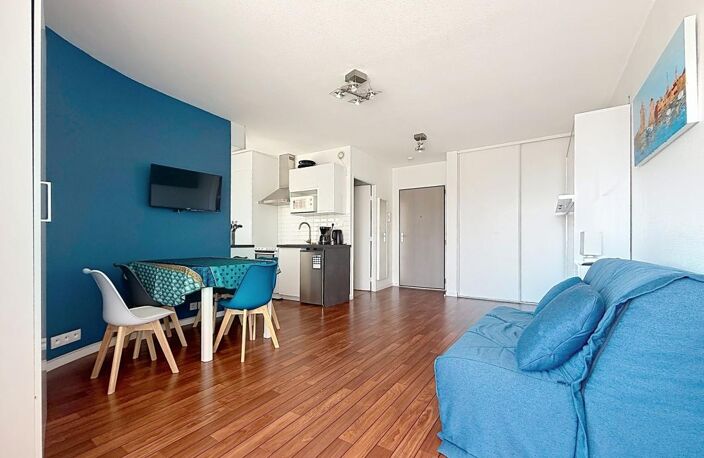STUDIO AVEC BALCON ET PARKING - VUE MER — photo 5