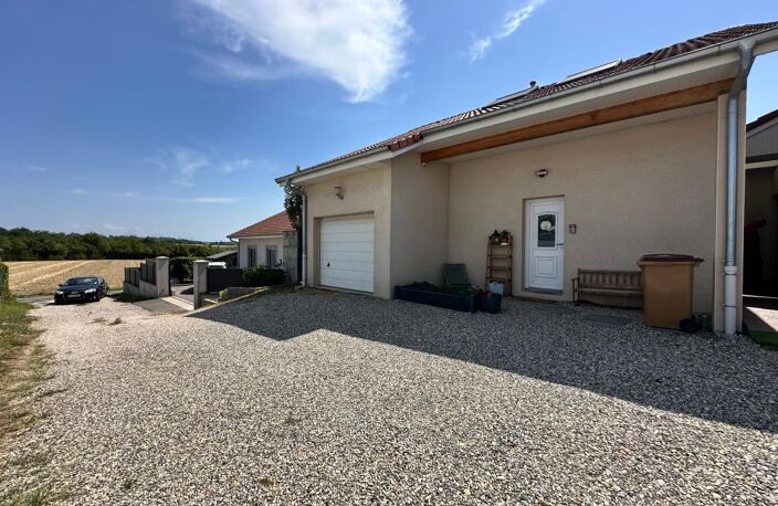 Maison 90 m² avec jardin, piscine et fort potentiel d'agrandissement — photo 4