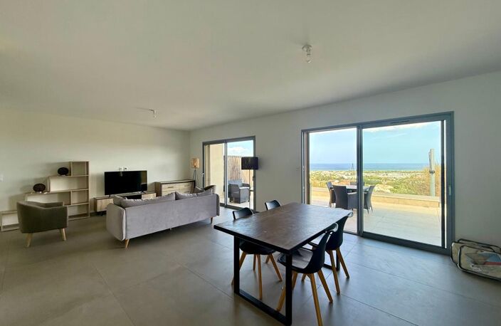 Villa contemporaine avec piscine et vue panoramique — photo 4