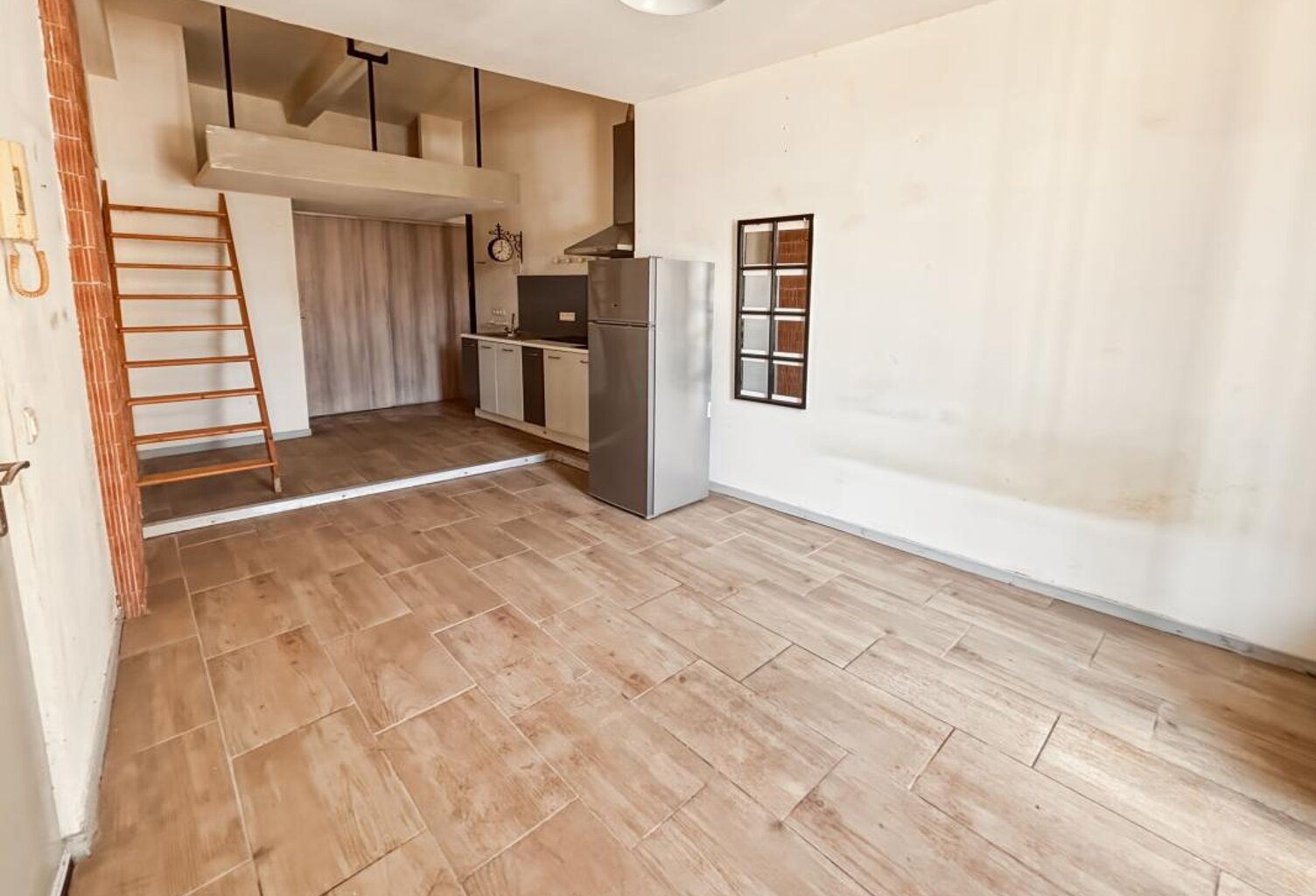 Studio 25 m² - Petite copropriété - Beau potentiel — photo 1