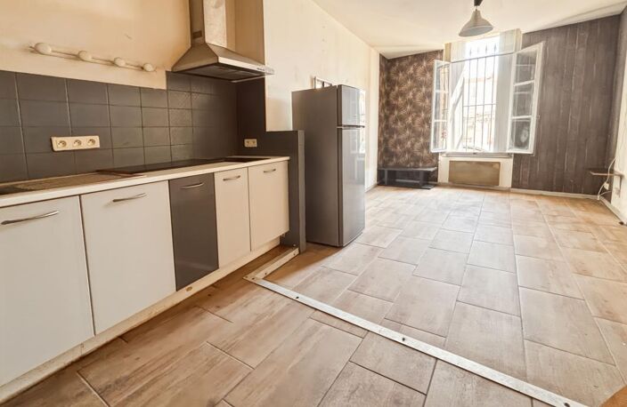 Studio 25 m² - Petite copropriété - Beau potentiel — photo 2