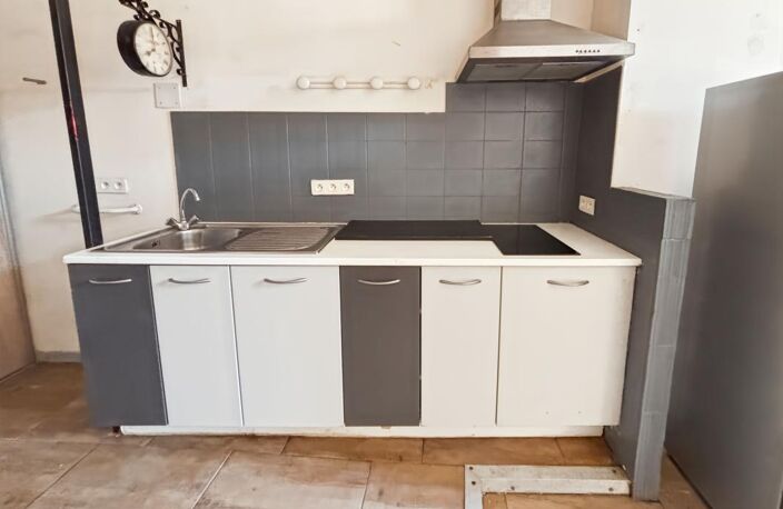 Studio 25 m² - Petite copropriété - Beau potentiel — photo 3