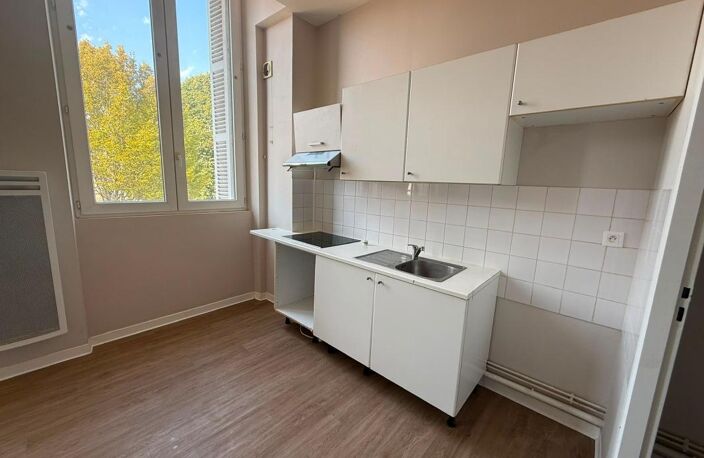 T3 à louer 57.80m² - balcon - coeur de ville MONT DE MARSAN — photo 4