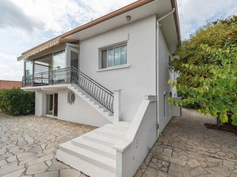 Maison À Vendre — photo 1