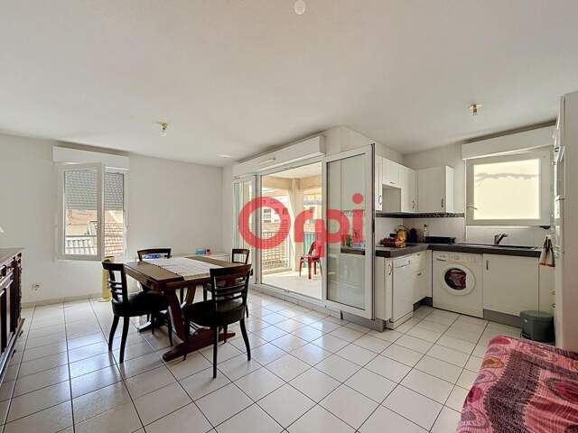 Appartement À Vendre T2 41 m2 - La Seyne-sur-Mer - garage — photo du bien
