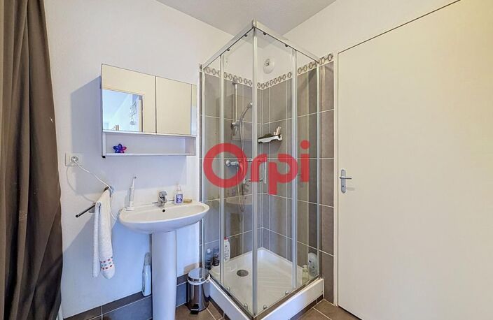 Appartement À Vendre T2 41 m2 - La Seyne-sur-Mer - garage — photo 5
