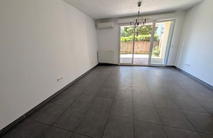 Appartement T3 RDJ avec parking centre ville au calme — photo 3