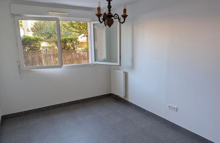 Appartement T3 RDJ avec parking centre ville au calme — photo 4