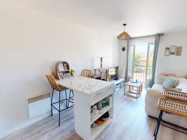 F2 RÉCEMMENT RÉNOVÉ - SAINT-NICOLAS — photo du bien