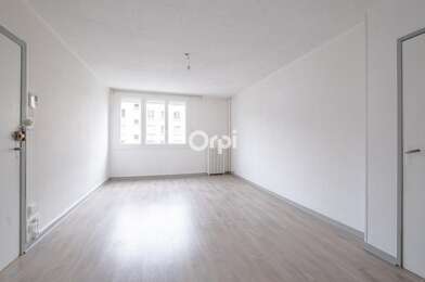 Appartement 3 pièces 750 €
