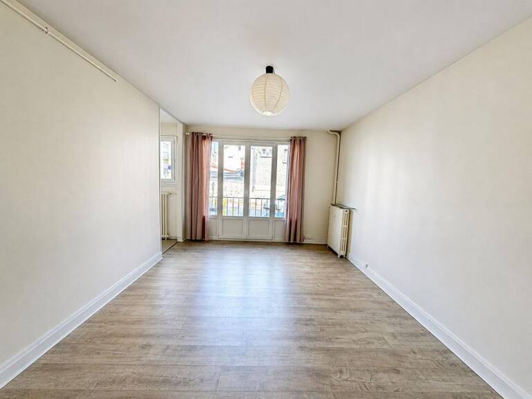   À LOUER – T1 DE 28 m² AVEC PARKING PRIVATIF – LIMOGES   — photo 1