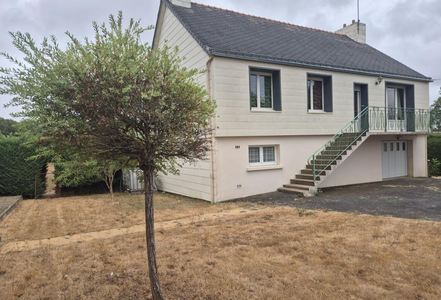 Rieux - Maison 3 chambres - Terrain — photo 1