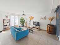 Charmante maison construite en 2014 d'une surface de 120 m², idéalement située au centre-ville de Marigny-les-Usages. En très bon état, cette habitation familiale offre un agencement fonctionnel — photo 3