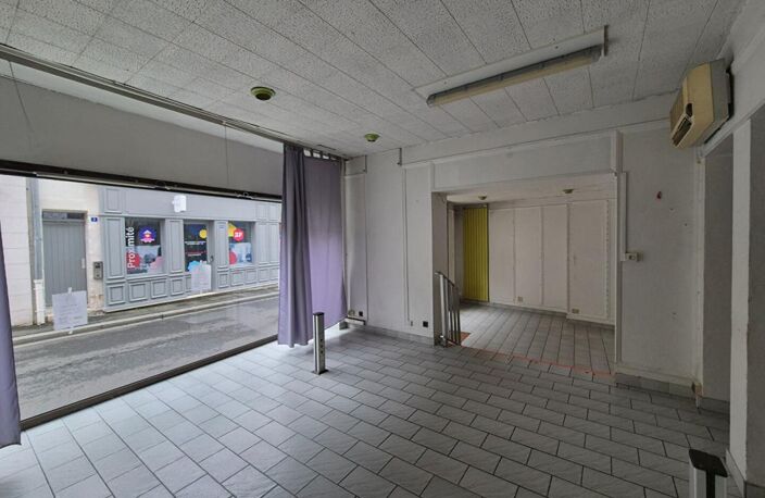 Ensemble immobilier 250 m² - Local commercial et deux logements - Hyper centre de Romorantin — photo 4