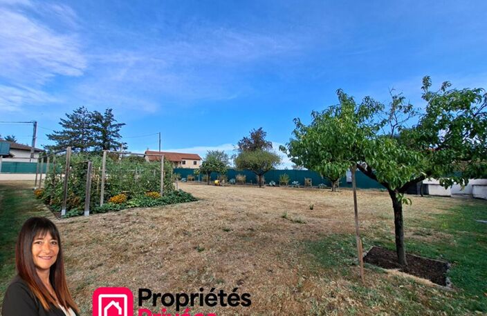 Terrain constructible Renaison 950 m2 — photo 2