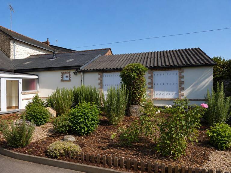 Maison avec jardin et 2 garages — photo 1